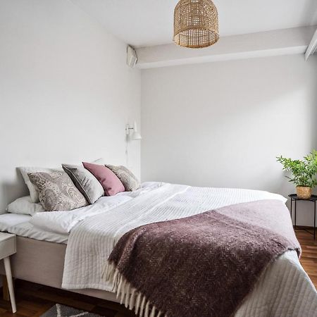 Apartment Sleepwell Tiili With Private Sauna And Parking Turku Exterior photo