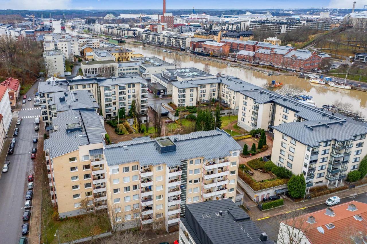 Apartment Sleepwell Tiili With Private Sauna And Parking Turku Exterior photo